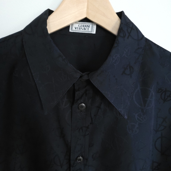 Gianni Versace mens black shirts - Picture 8 of 15